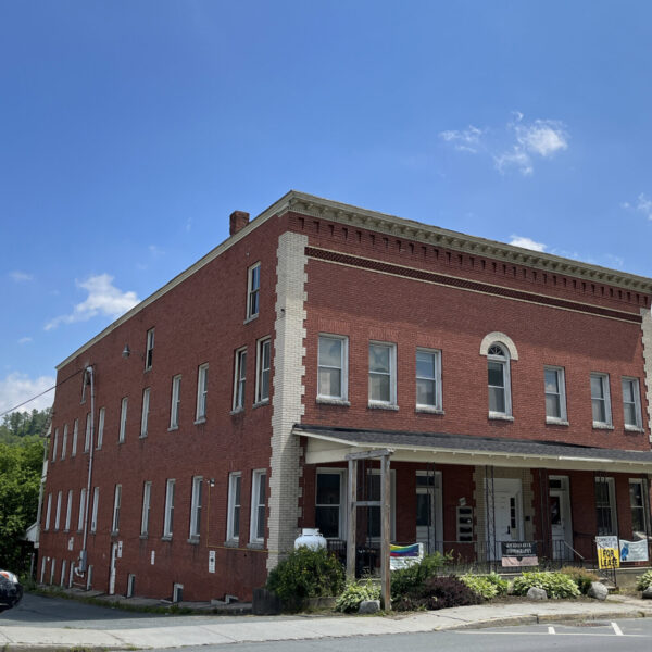 Brick building at 560 Railroad Street in St. Johnsbury, VT